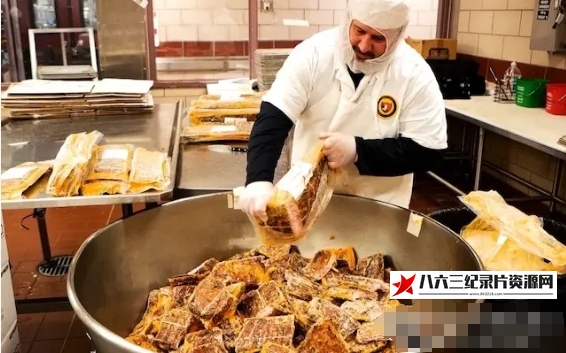 美国纪录片《西点军校如何每天为陆军学员提供13000多份饭菜 How West Point Makes Over 13,000 Meals A Day For Army Cadets 2023》高清下载-八六三纪录片资源网