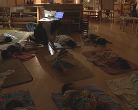 日本纪录片《纪实72小时 福冈中洲 深夜里的幼儿园 ドキュメント72時間 福岡・中洲 真夜中の保育園》高清下载-八六三纪录片资源网